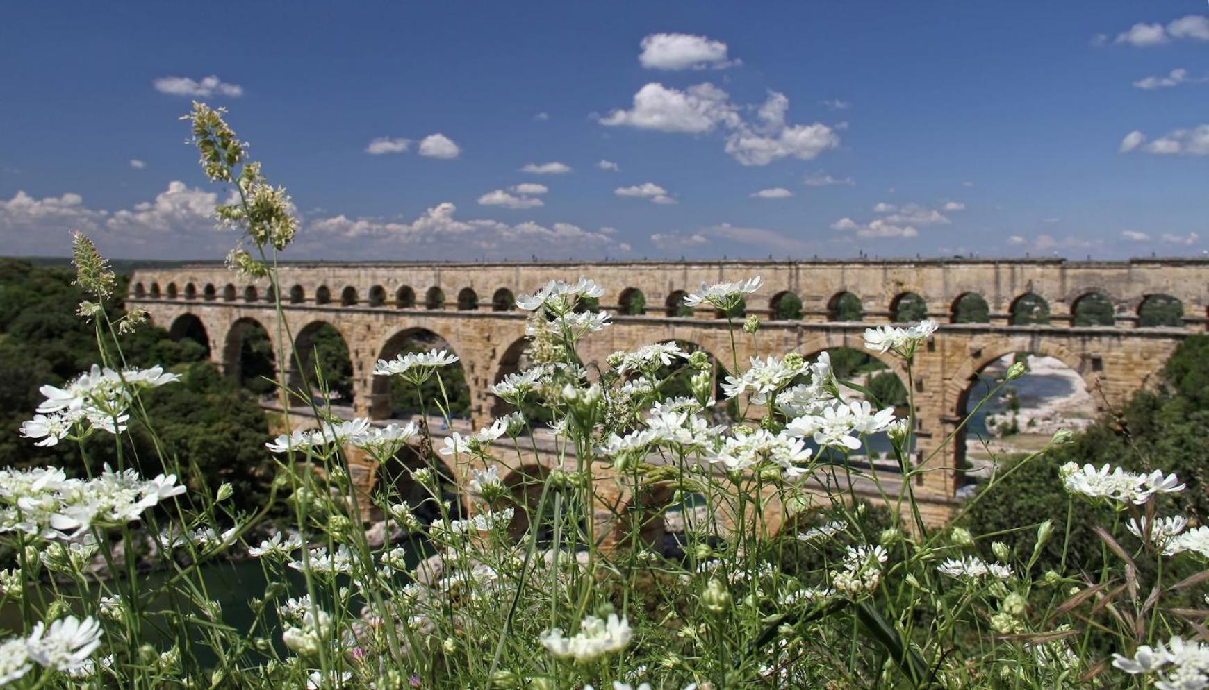 Le Gite De Lolivier En Provence Aramon Esterno foto